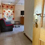 Haus Sonnenschein Ξενοδοχείο με διαμερίσματα