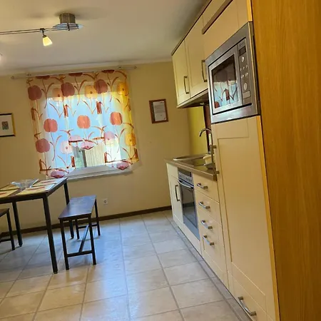 מלון דירות Haus Sonnenschein 3*