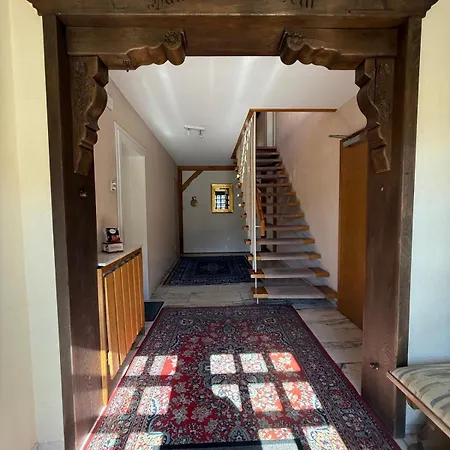 Haus Sonnenschein 아파트호텔