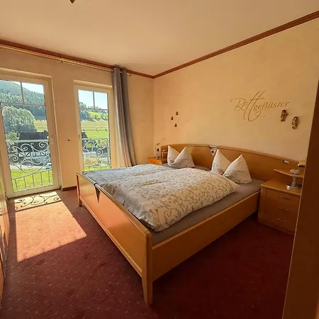 Haus Sonnenschein 아파트호텔 3*